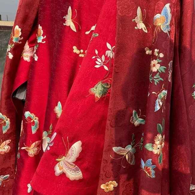 Bai Die 百蝶 Hundred Butterflies Late Ming Dynasty Embroidered Pifeng Jacket