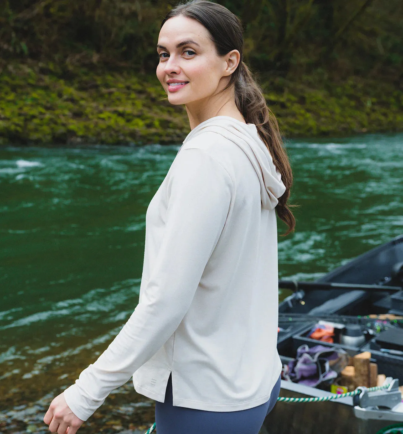 Free Fly Women's Bamboo Flex Hoodie in Stone