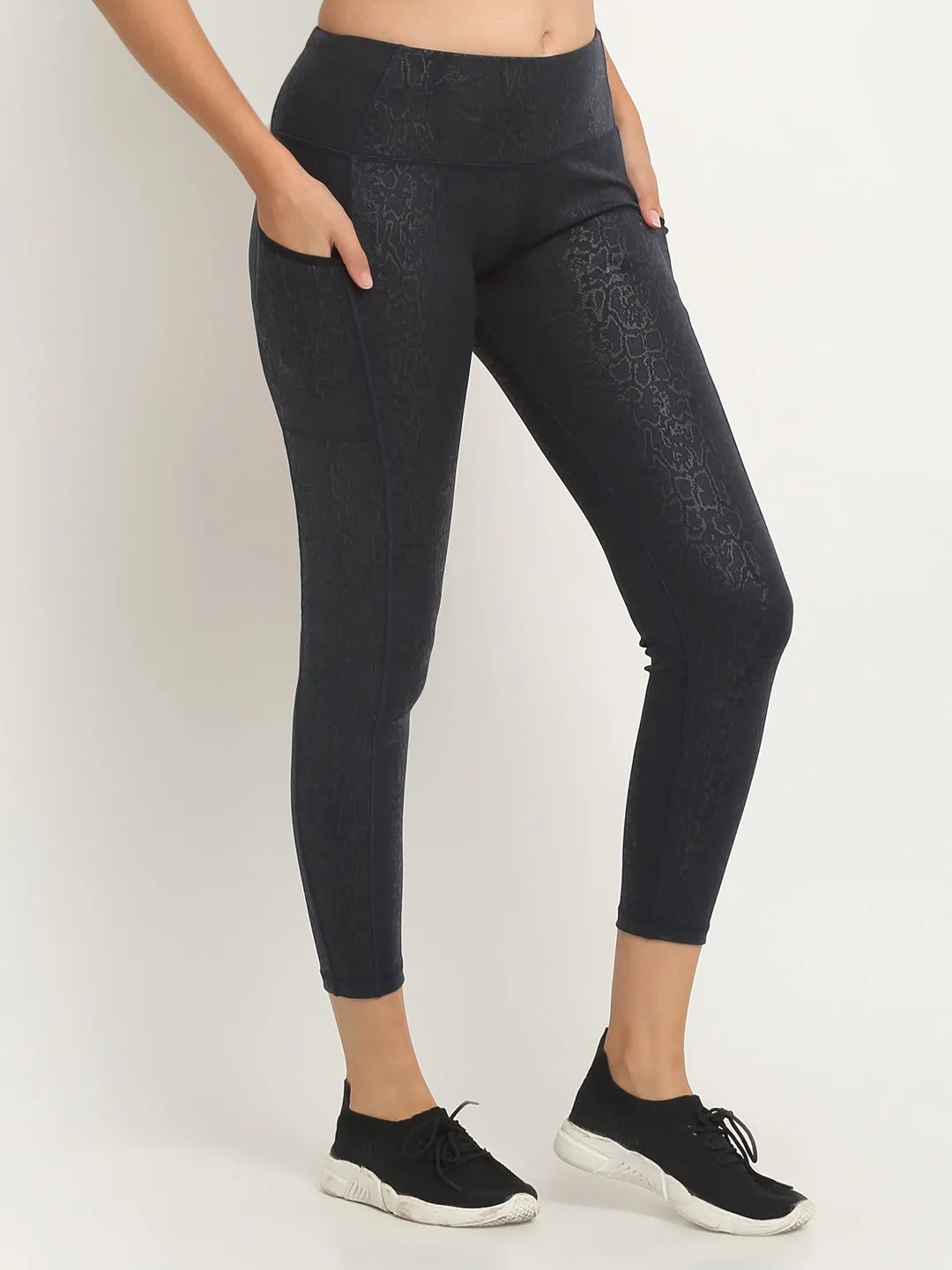 Invincible Women's Training Legging With Side Pocket