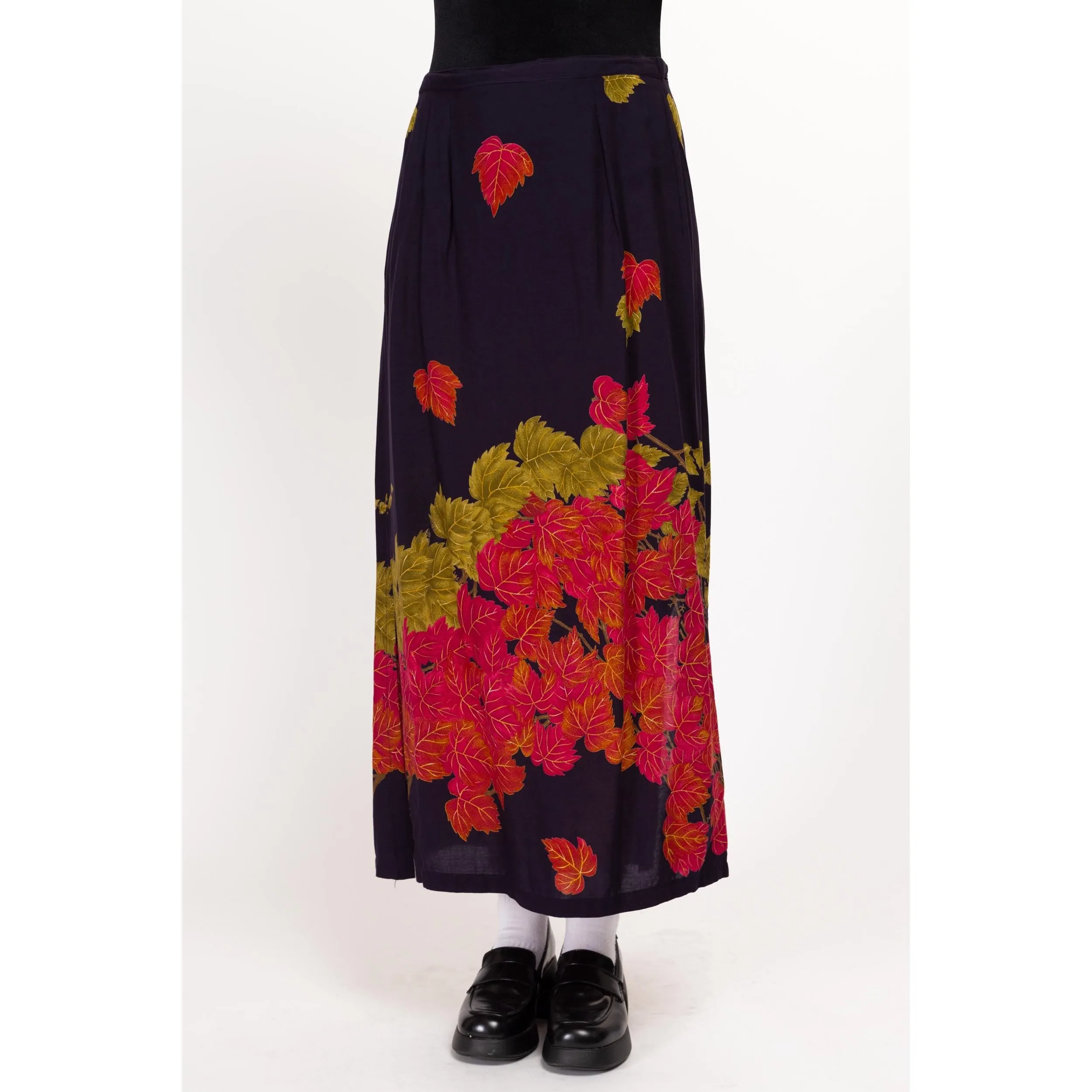 Medium 80s Fall Leaf Print Maxi Skirt