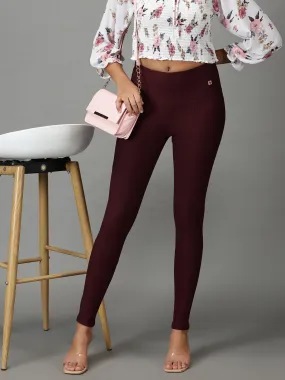 Women's Burgundy Solid Skinny Fit Jegging